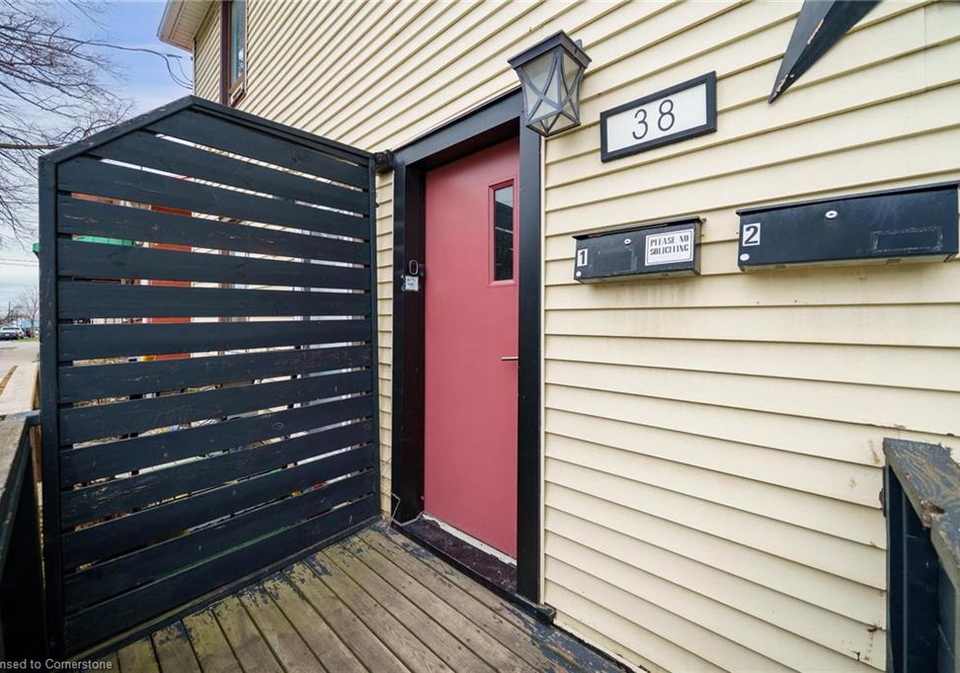 38-princess-street-hamilton-ontario-40720350