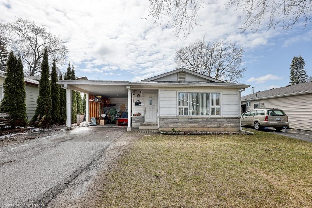 235-huntingdon-crescent-waterloo-ontario-40720358