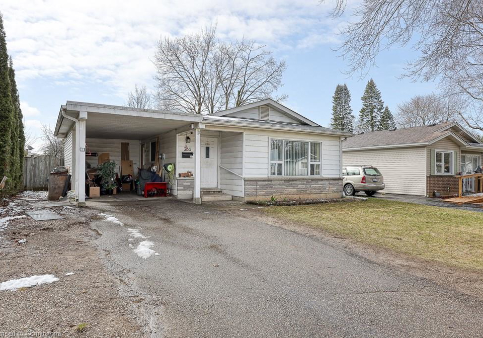 235-huntingdon-crescent-waterloo-ontario-40720358