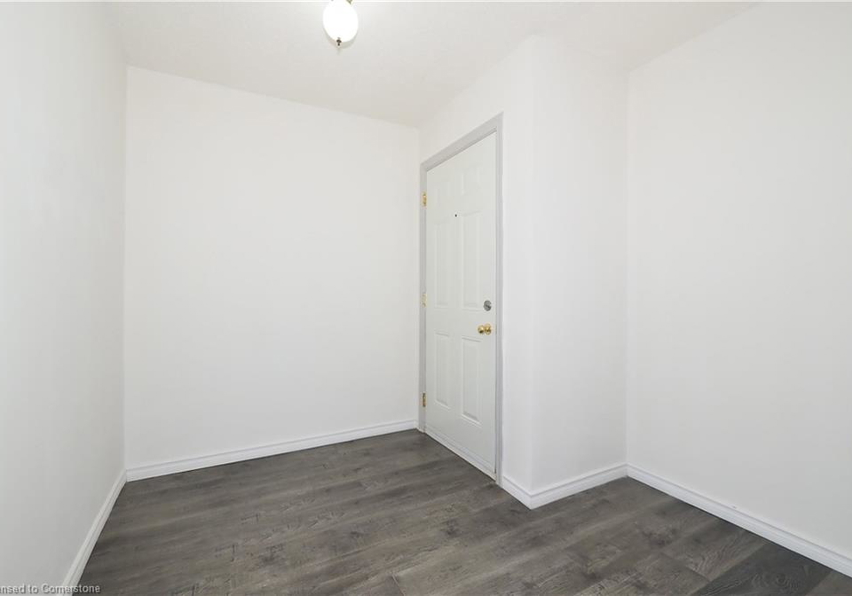 10-mill-creek-road-cambridge-ontario-40720552