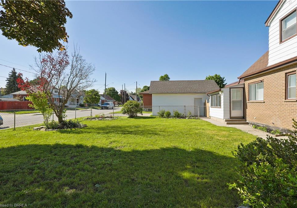 311-sheridan-street-brantford-ontario-40720574