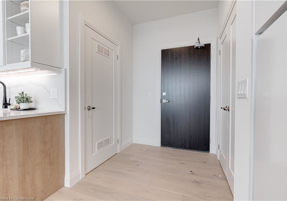 500-brock-avenue-burlington-ontario-40720576