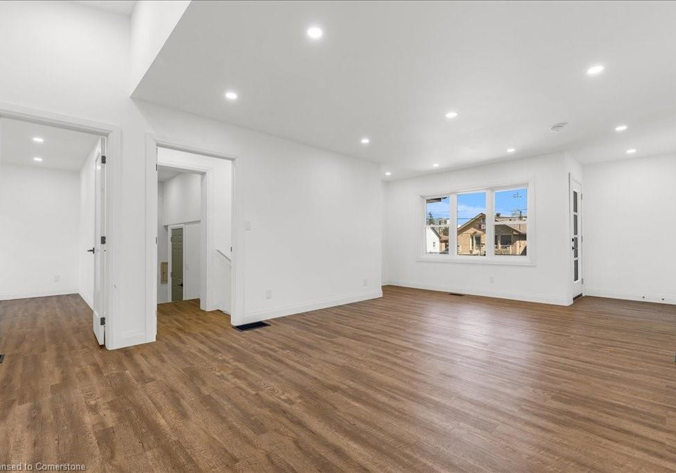 42-hixon-road-hamilton-ontario-40720783
