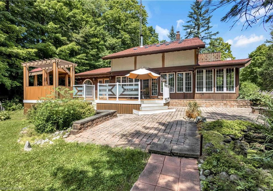 226-mclean-school-road-st-george-ontario-40720878