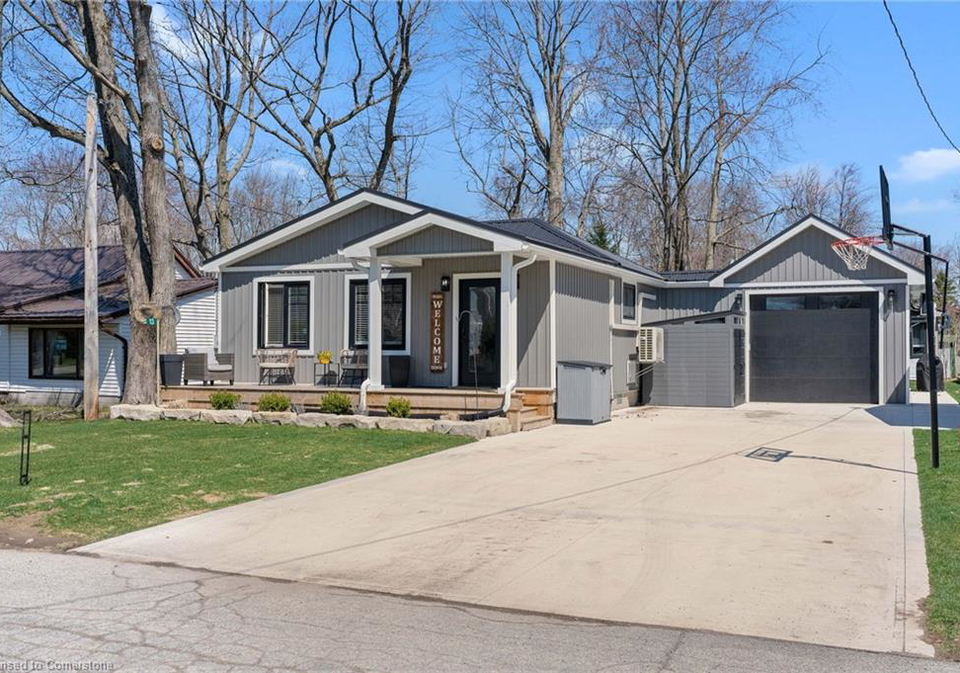 13-walmsley-street-turkey-point-ontario-40720967