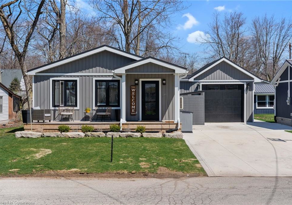 13-walmsley-street-turkey-point-ontario-40720967