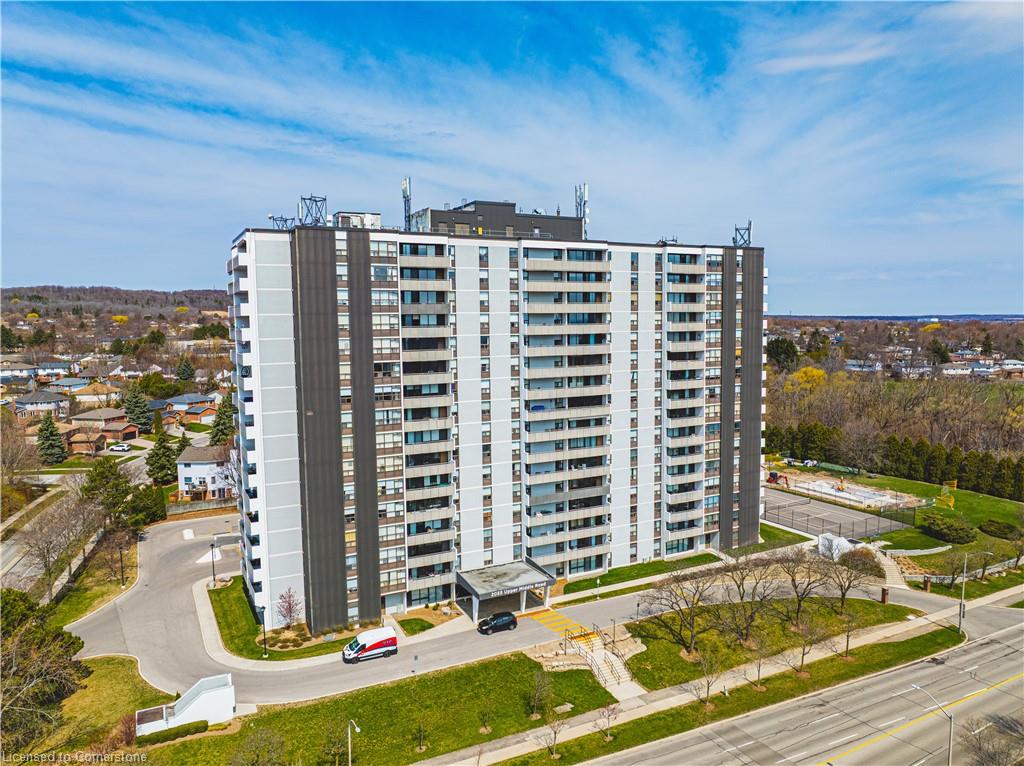 2055-upper-middle-road-burlington-ontario-40720975