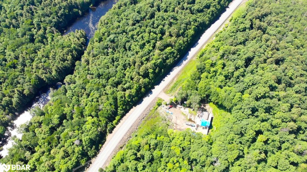 3655-60-highway-dwight-ontario-40721367
