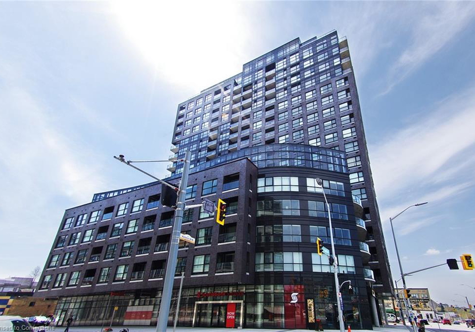 1-victoria-street-s-kitchener-ontario-40721454