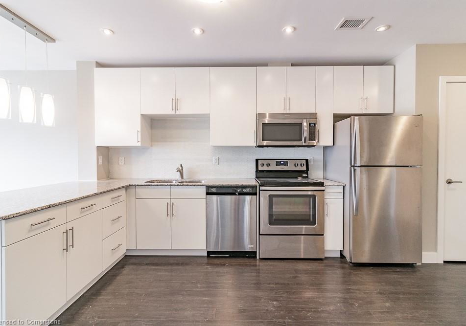 1-victoria-street-s-kitchener-ontario-40721454