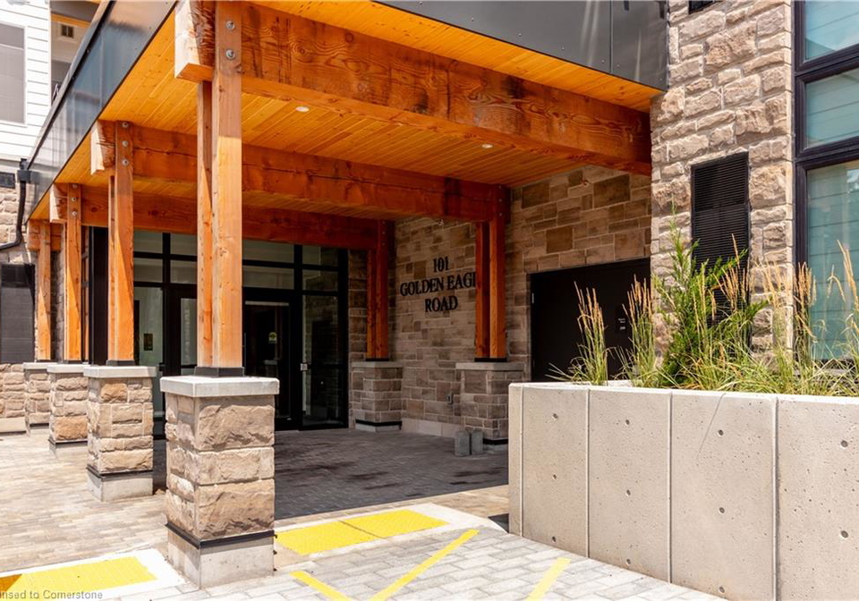 101-golden-eagle-road-waterloo-ontario-40721585