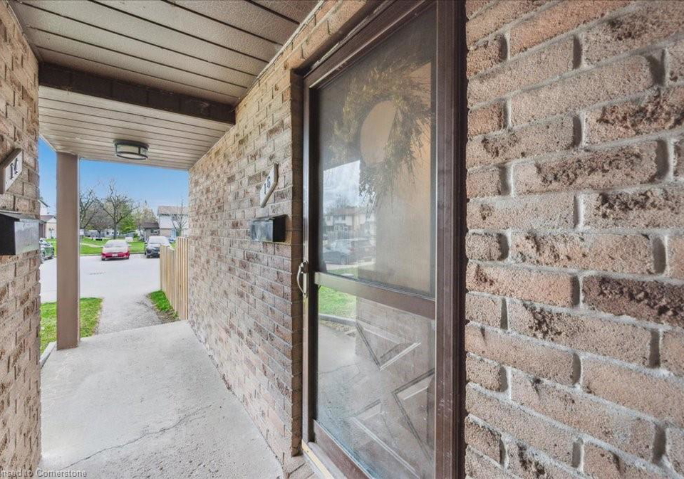 700-erinbrook-drive-kitchener-ontario-40721847
