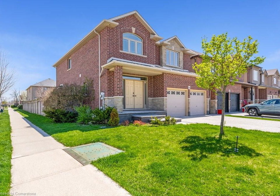 144-lorenzo-drive-hamilton-ontario-40722162