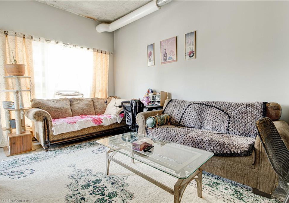 1-victoria-street-s-kitchener-ontario-40722182