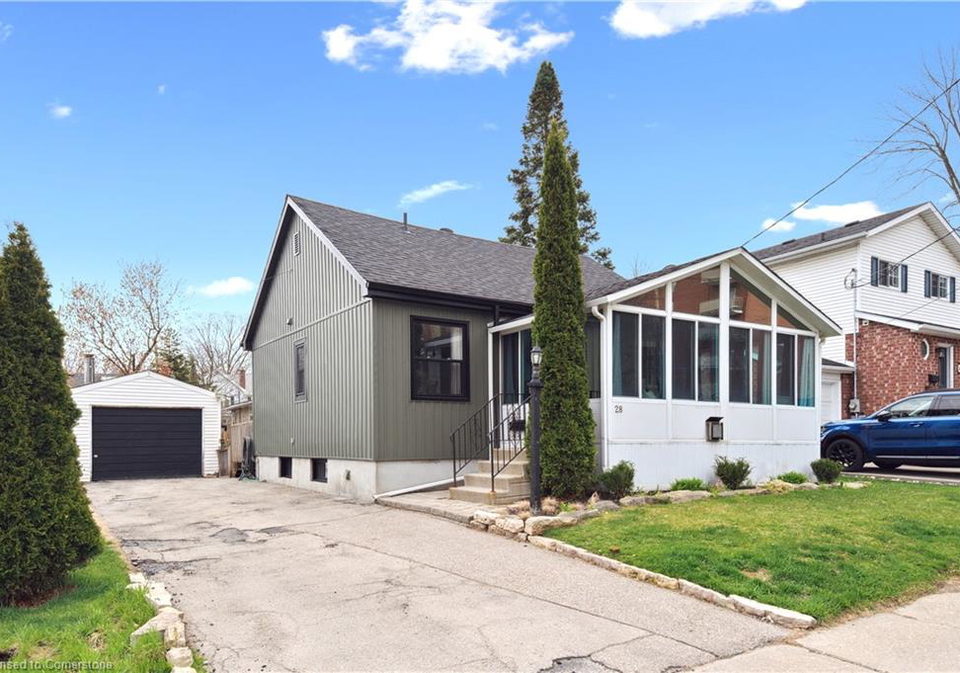 28-stanley-street-guelph-ontario-40722238