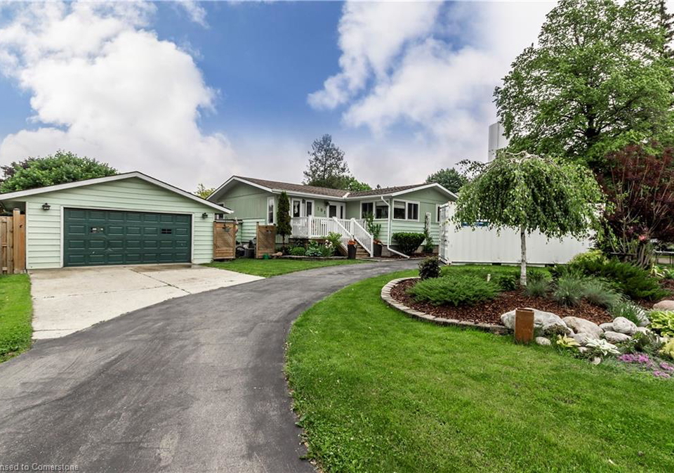 191-kent-street-mitchell-ontario-40722336