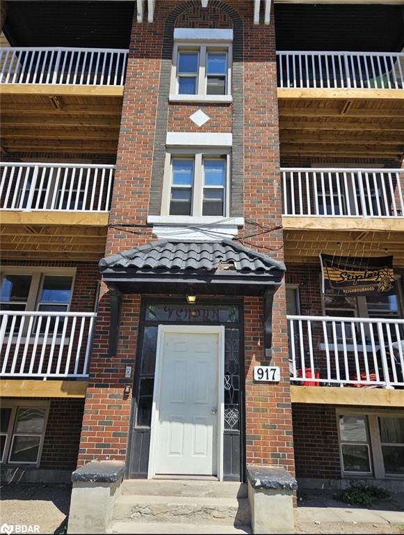 917-main-st-e-street-hamilton-ontario-40722462