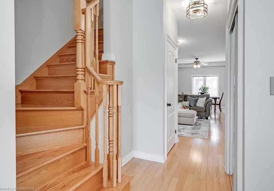 31-tidemore-heights-stoney-creek-ontario-40722779