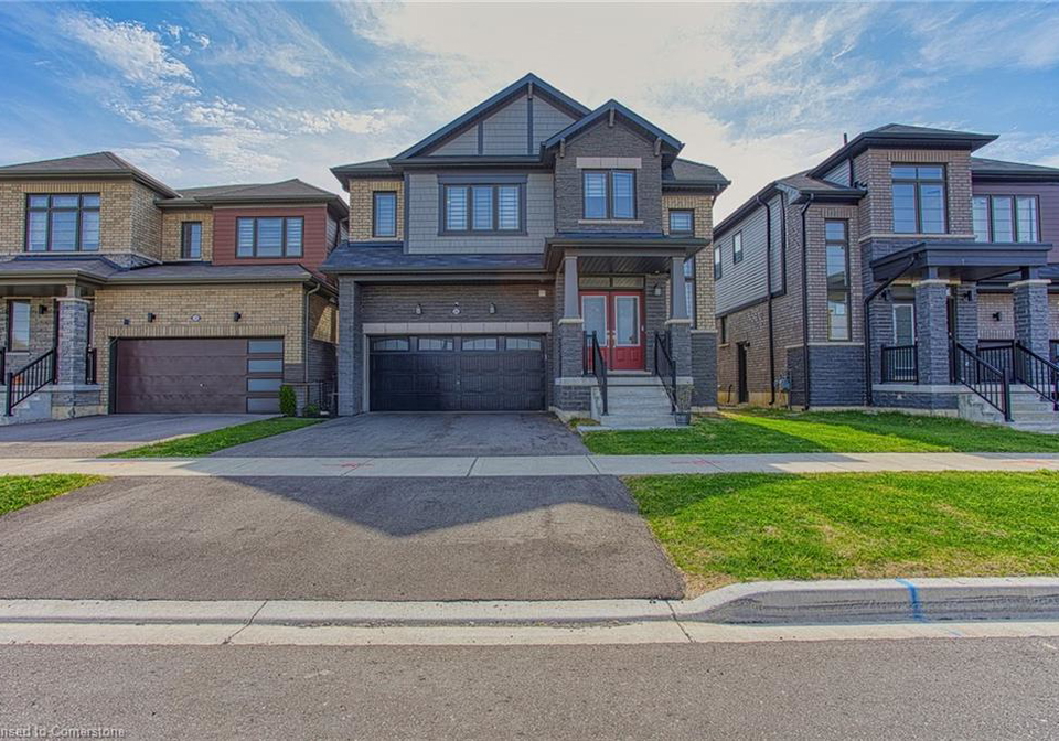 26-rebecca-way-caledonia-ontario-40722805