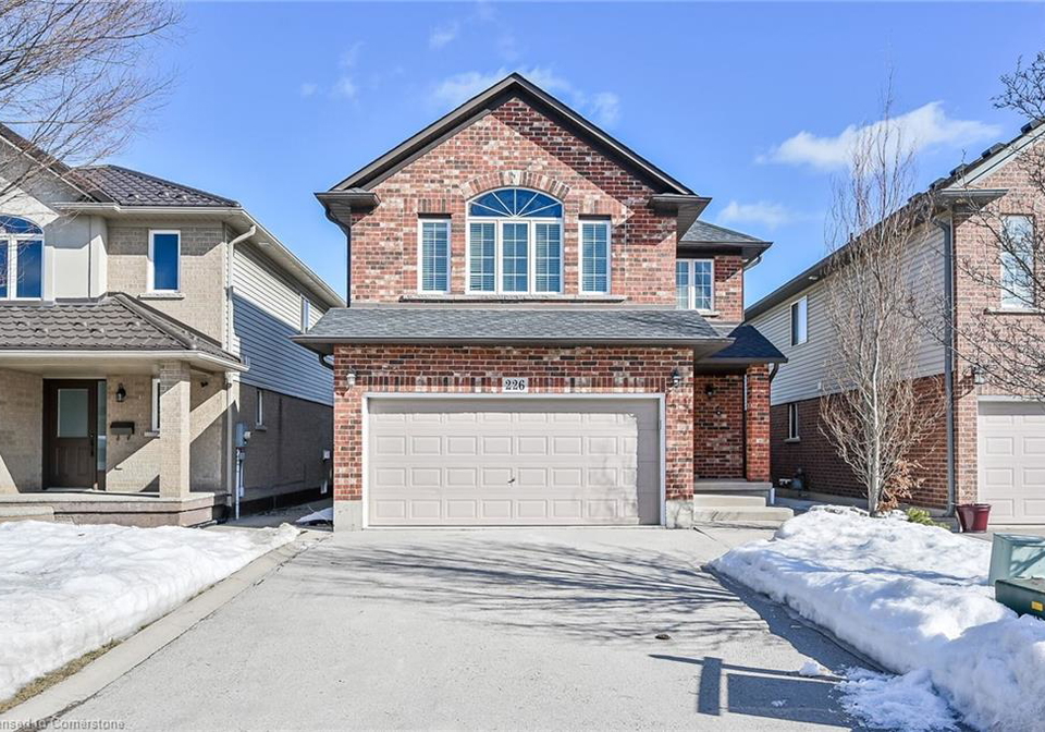 226-spring-valley-crescent-hamilton-ontario-40722857