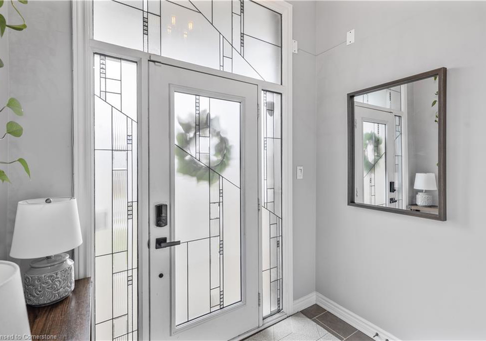 138-crafter-crescent-stoney-creek-ontario-40722886
