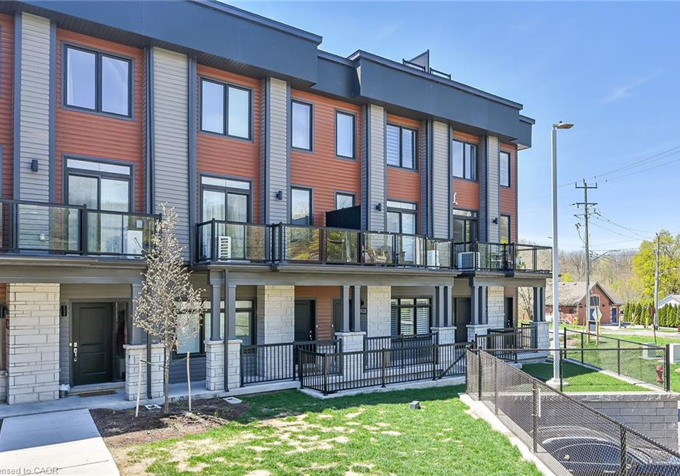 2-willow-street-paris-ontario-40723002