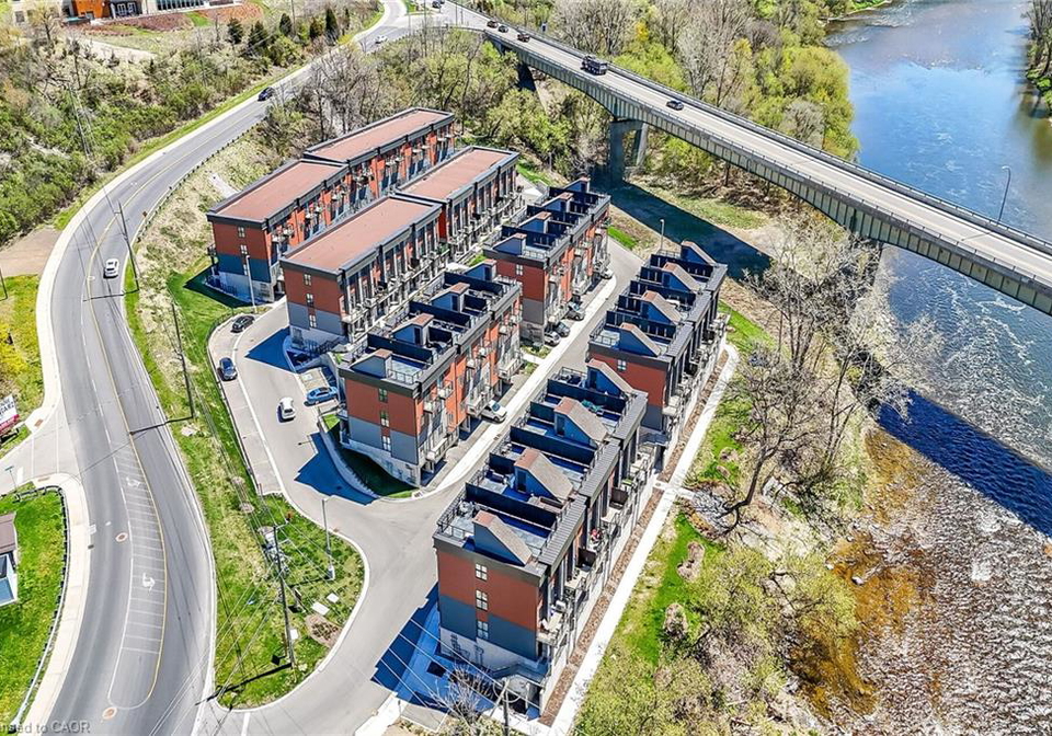 2-willow-street-paris-ontario-40723002