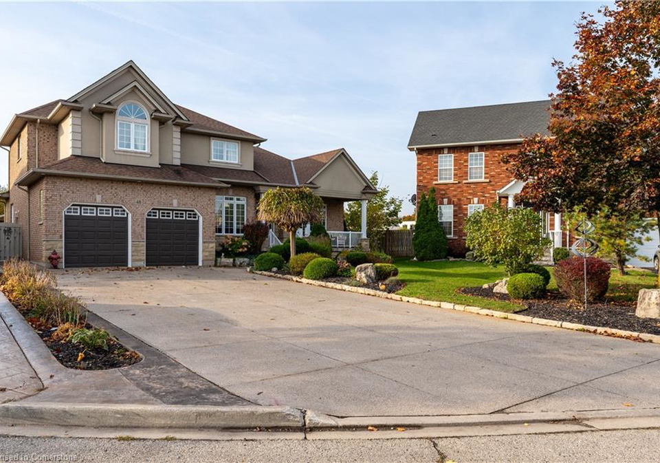 48-tuscani-drive-stoney-creek-ontario-40723078