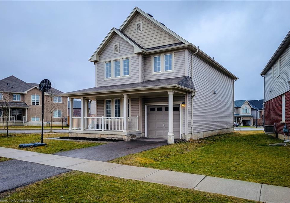 64-longboat-run-w-brantford-ontario-40723885