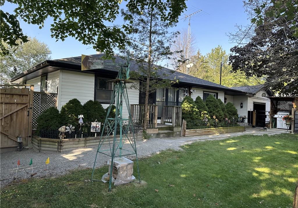 33-vaughan-drive-port-dover-ontario-40723965
