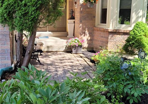 74-windham-trail-aurora-ontario-40723980