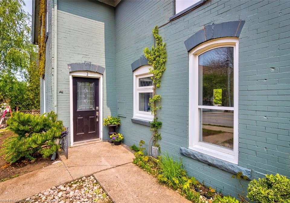115-main-street-w-grimsby-ontario-40724241