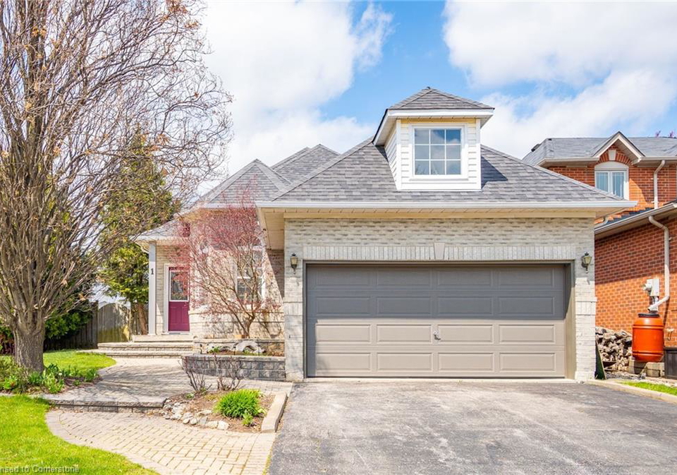 1-strathroy-crescent-waterdown-ontario-40724275