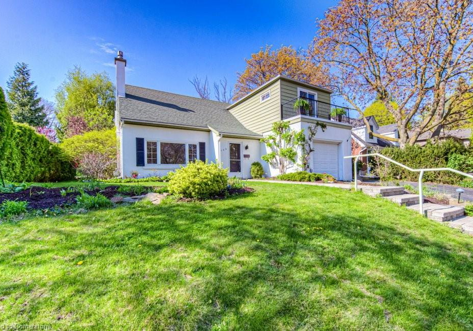 202-forsyth-drive-waterloo-ontario-40724333