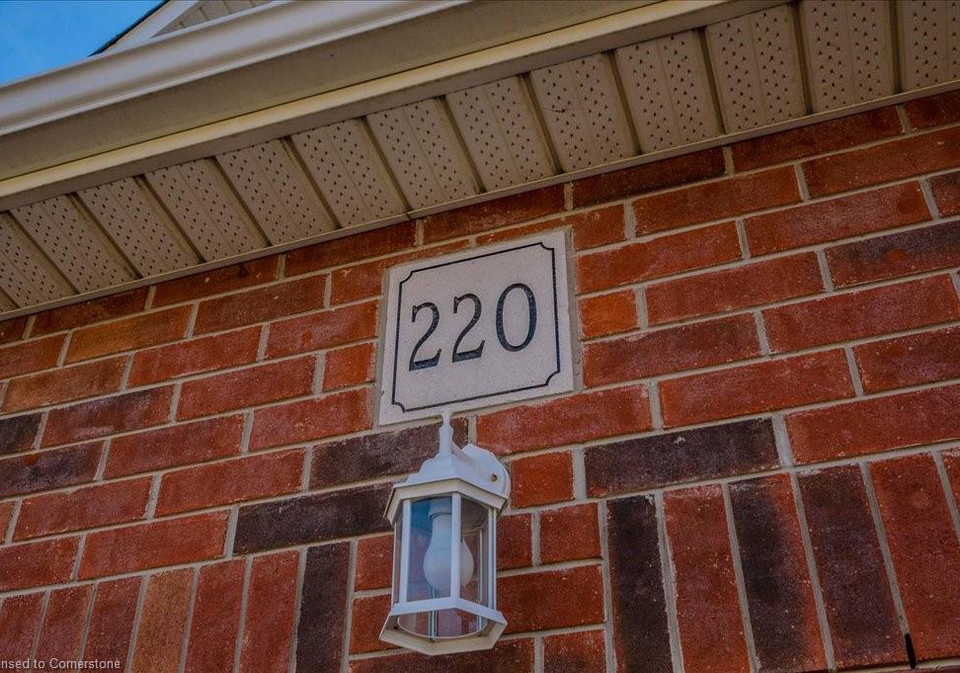 220-doon-south-drive-kitchener-ontario-40724395