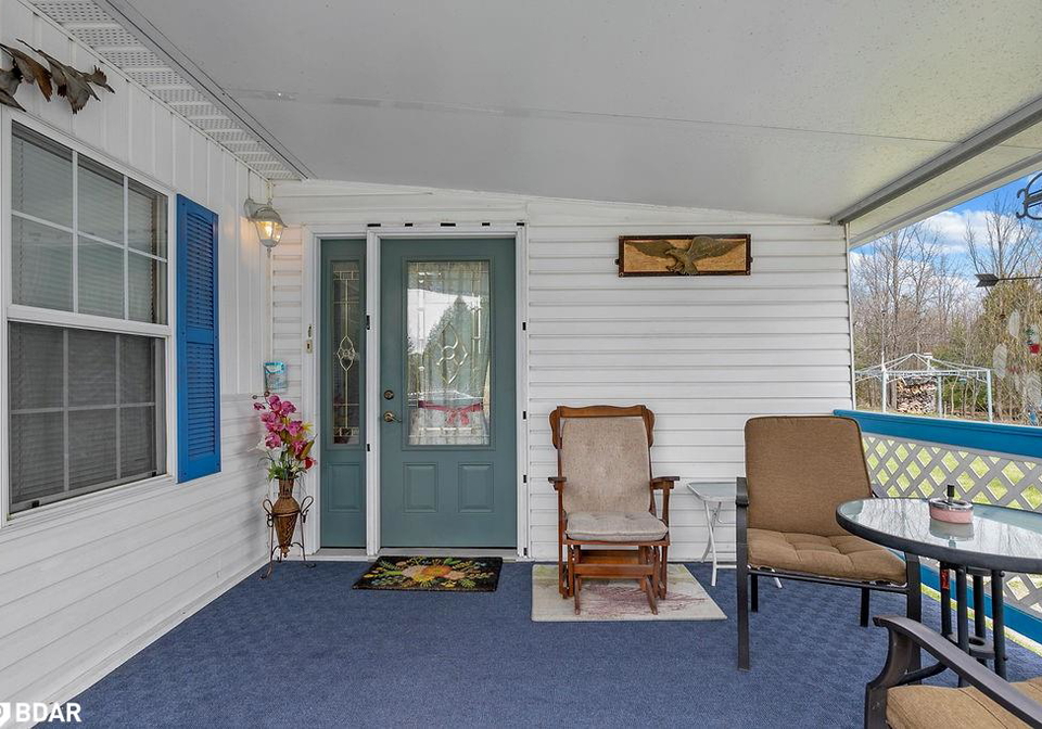 1802-county-road-121-fenelon-falls-ontario-40724487