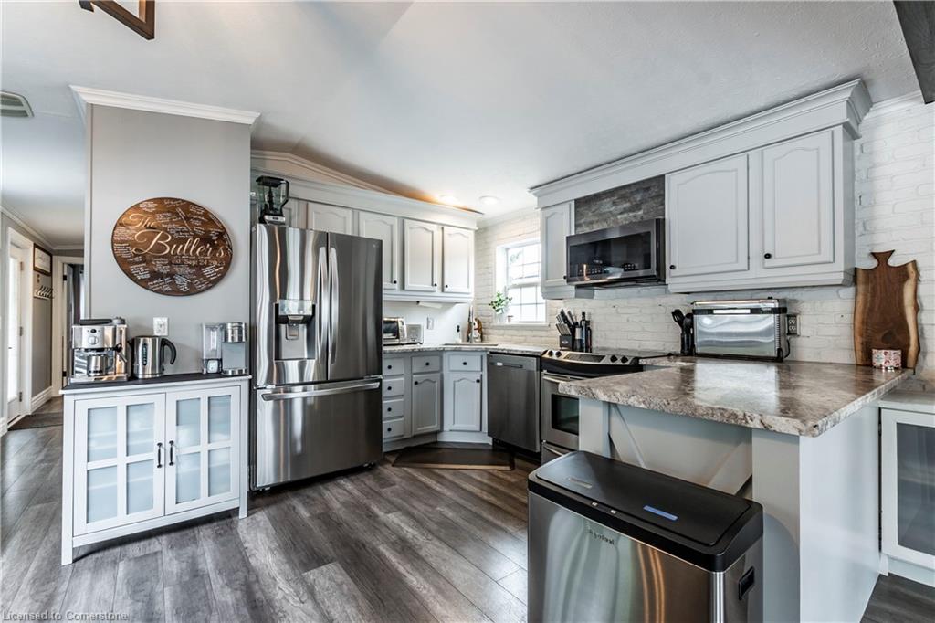 3-elm-street-puslinch-ontario-40724582