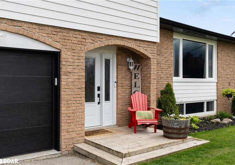 39-petes-lane-pefferlaw-ontario-40724614