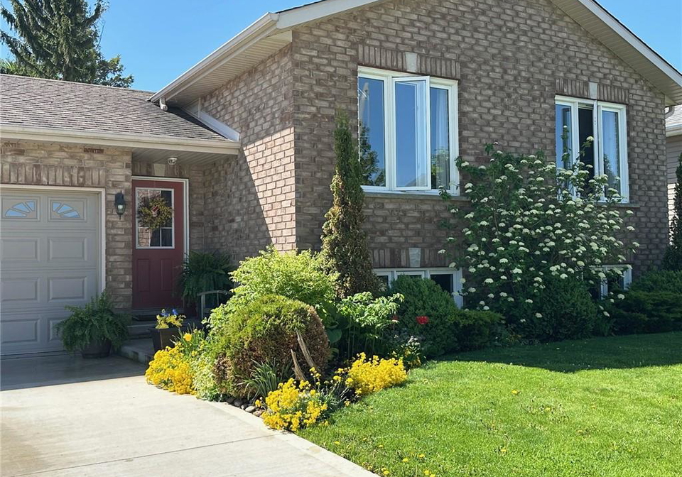 93-ellis-street-port-rowan-ontario-40724959