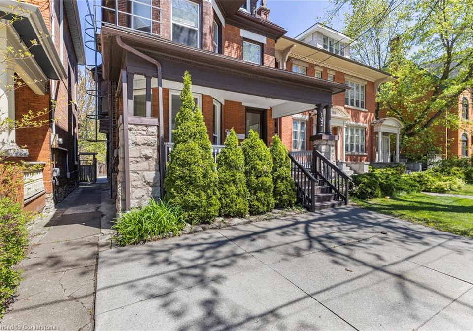 102-herkimer-street-hamilton-ontario-40725020