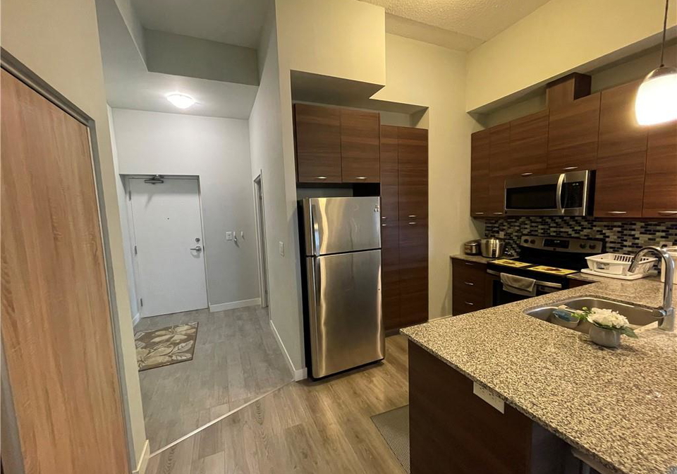 318-spruce-street-waterloo-ontario-40725107