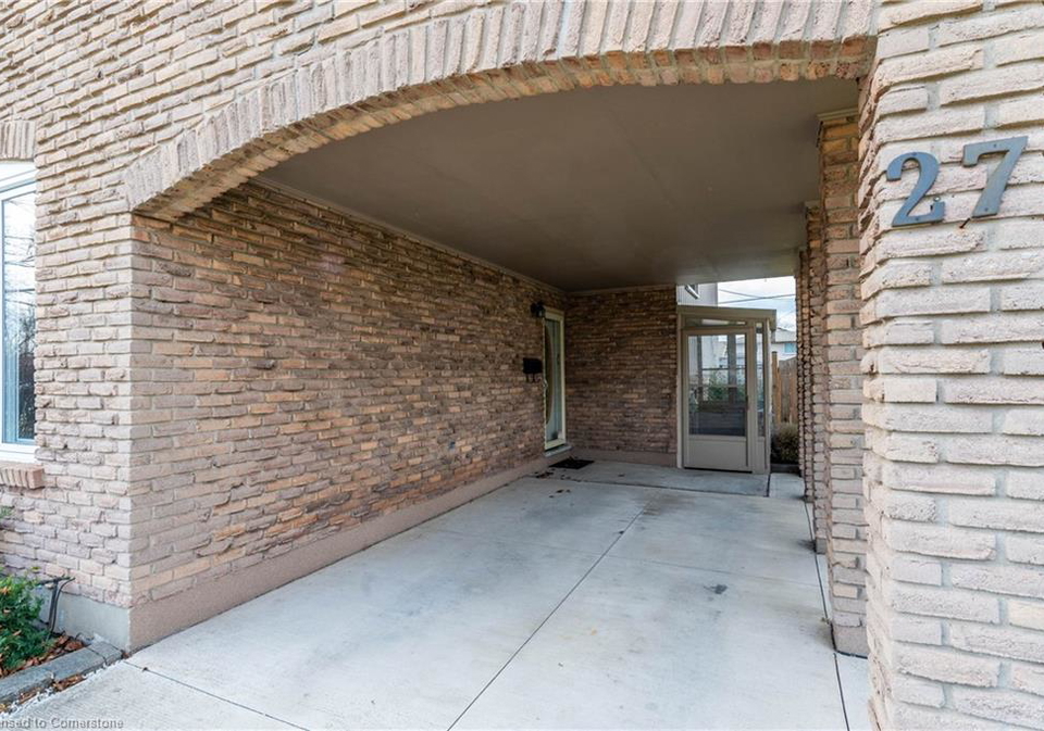 27-trelawn-parkway-welland-ontario-40725416