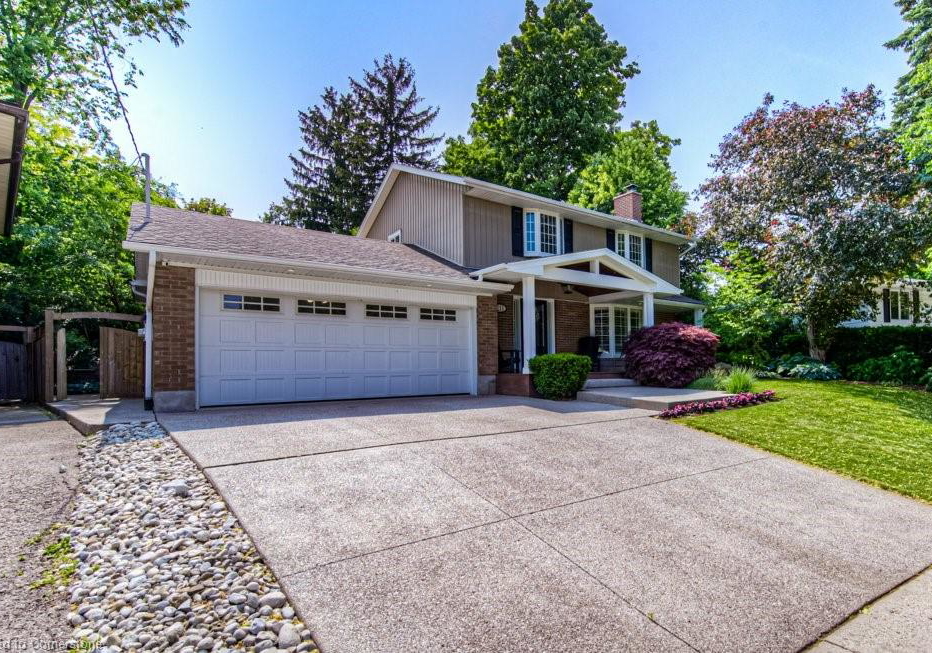 211-ripplewood-crescent-kitchener-ontario-40725767