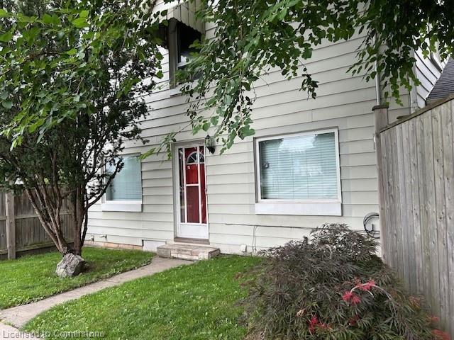 26-queen-street-n-hamilton-ontario-40725776