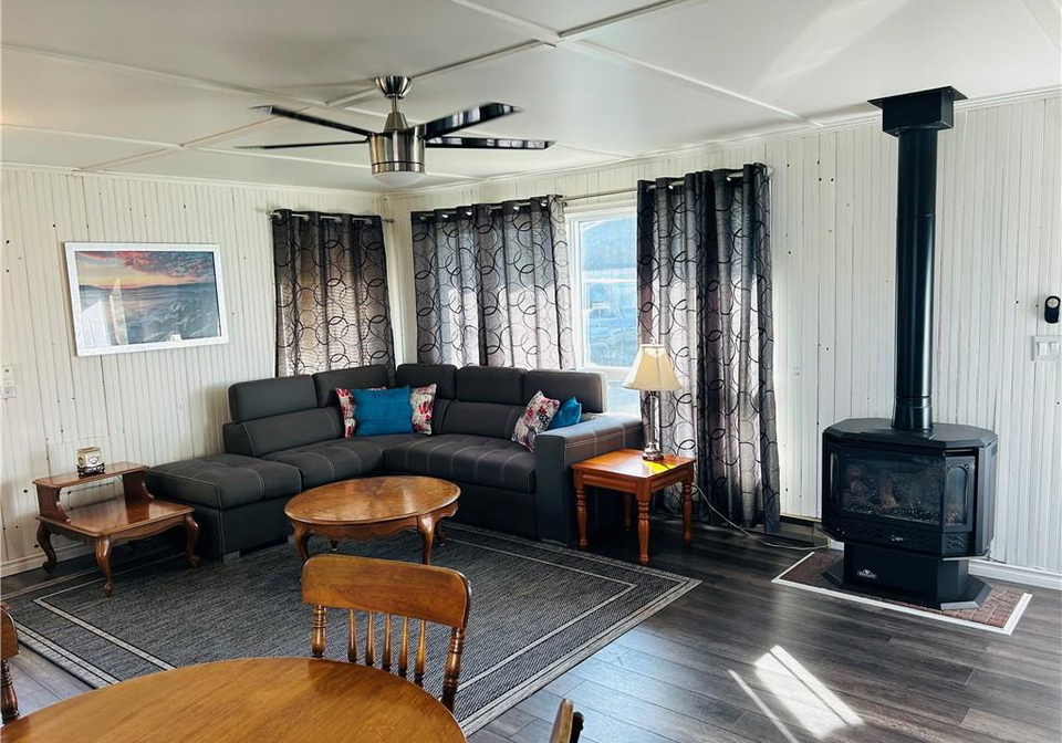 2056-second-avenue-selkirk-ontario-40725989