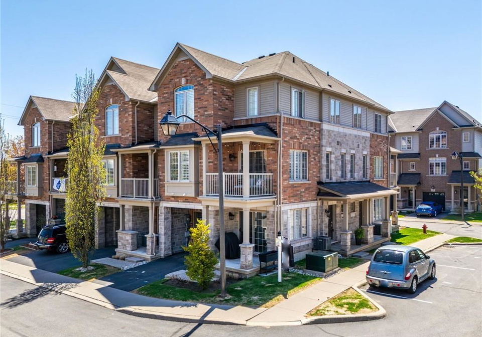 257-parkside-drive-waterdown-ontario-40726498