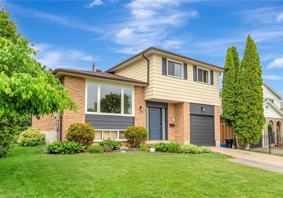 25-trillium-way-paris-ontario-40726564