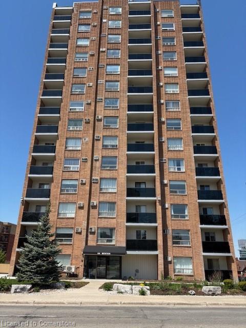 64-benton-street-kitchener-ontario-40726734