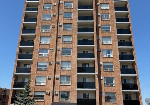 64-benton-street-kitchener-ontario-40726734