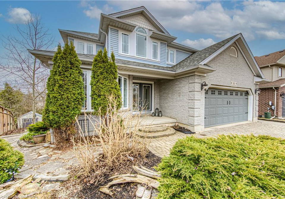 16-stiefelmeyer-crescent-baden-ontario-40726782